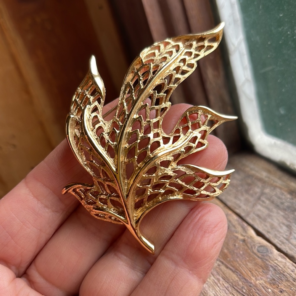 MONET brooch - Picture 2 of 4